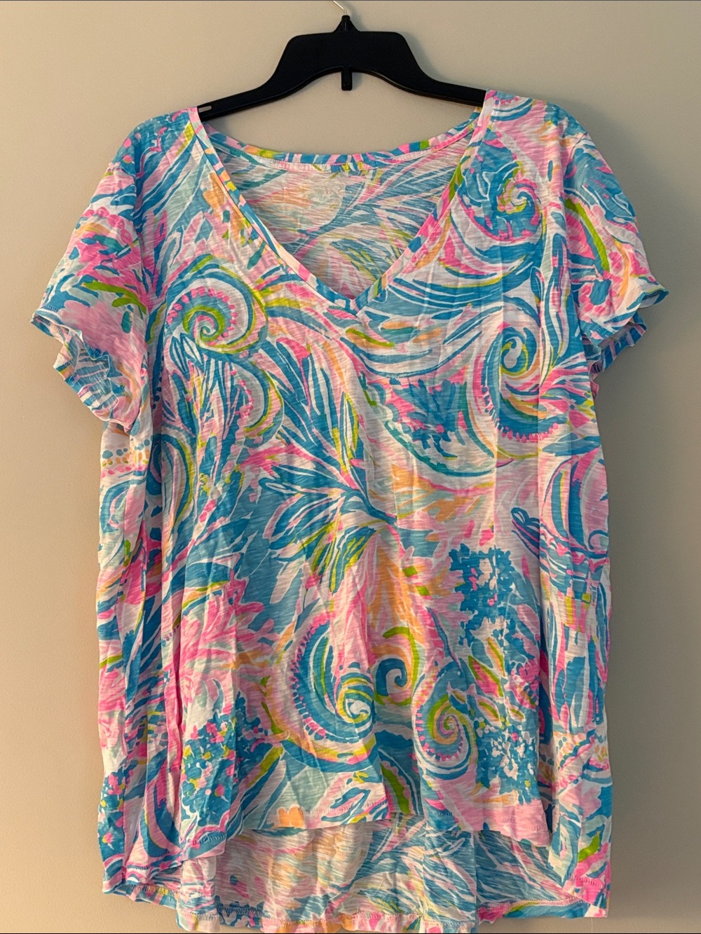 Lilly Pulitzer Pink & Blue Swirl V-Neck Short Sleeve Top